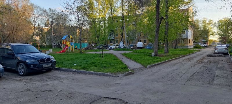Зелёная улица, 9
